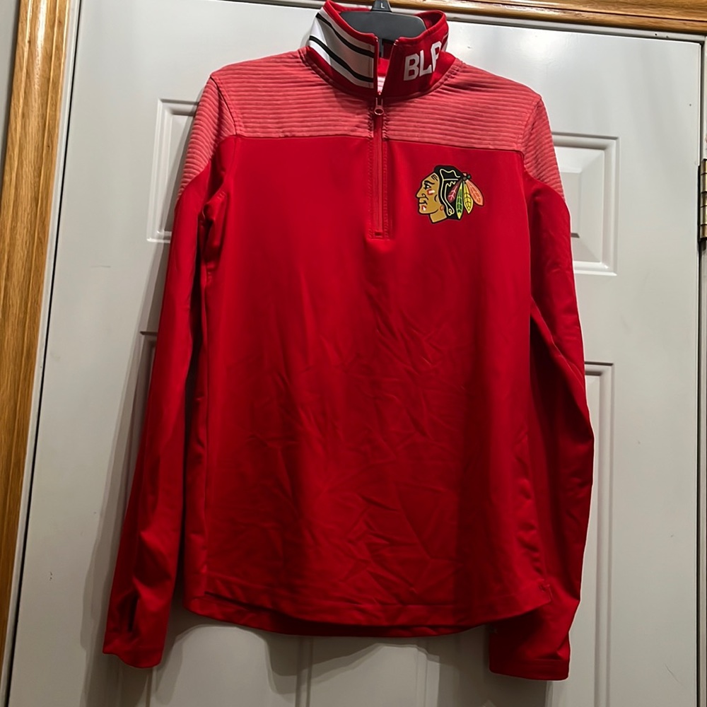 Reebok NHL women’s Chicago Blackhawks shirt